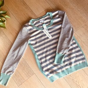 Striped knit pullover